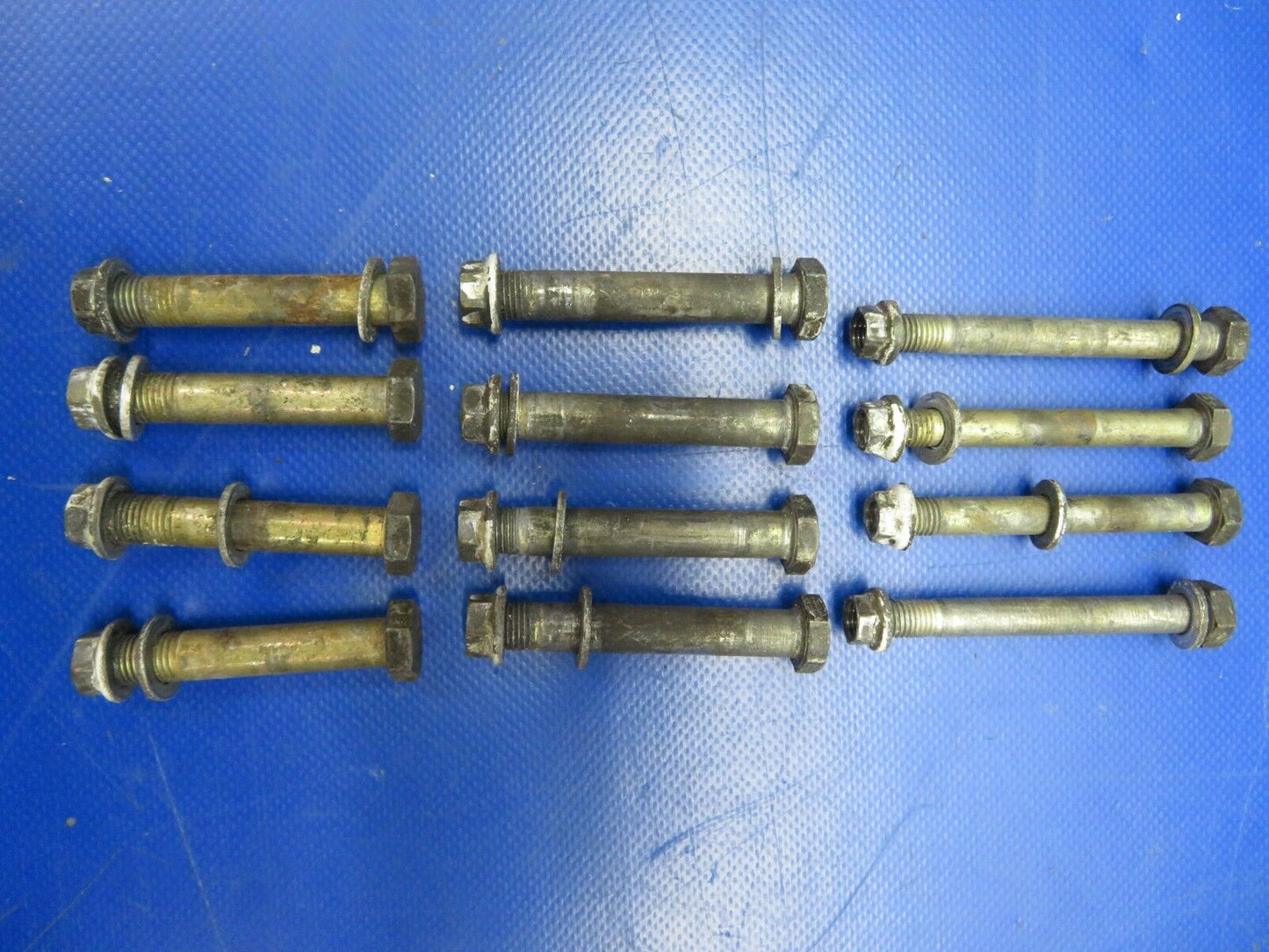 Cessna 172RG Gear Hardware / Brake Torque Plates B30649 / Axle Nuts (0520-314)