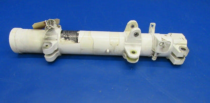 Beech 95-B55 Main Gear Cylinder RH P/N 35-815247-90 (0219-118)