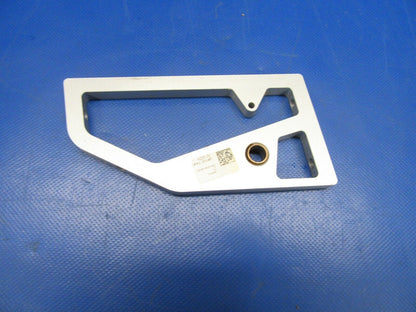 Diamond DA40-180 Bearing Block Control Column LH P/N DA4-2703-15-00 (0319-196)