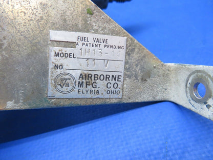 Cessna 310 / 310Q Airborne Fuel Valve Assy P/N 1H13-14 (0923-335)