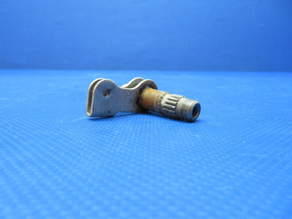 Cessna Shaft Assy LH Cabin Door Latch P/N 1217050-5 (0224-160)