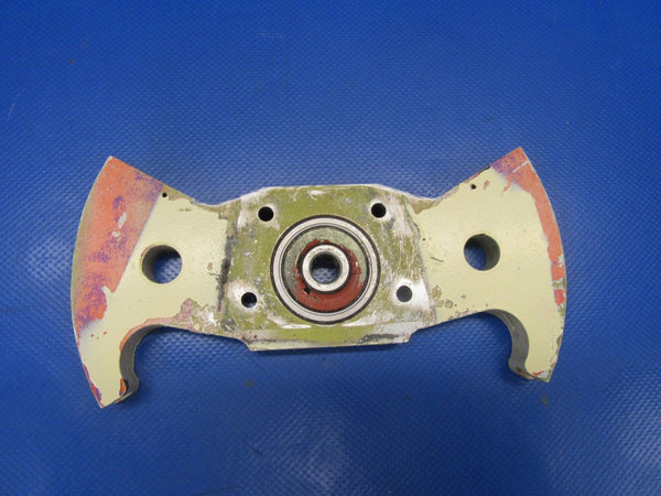 Beech Baron E55 Bellcrank Assy Rudder Aft P/N 96-524013-1 (1117-13)