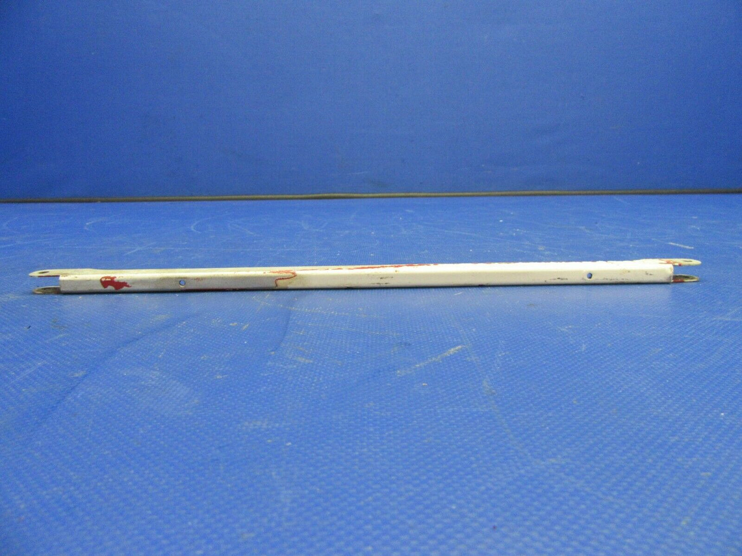 Cessna 172 Elevator Push Pull Channel P/N 0532001-47 (0921-536)