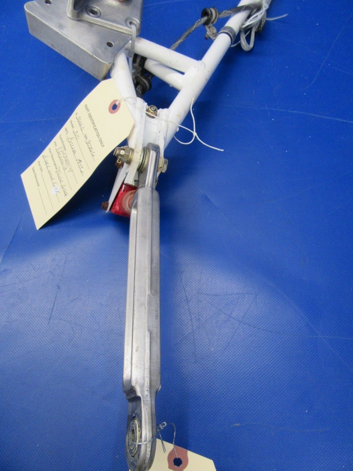 1956 Cessna 310 Nose Gear Truss Drag Brace & Link 0842000-3, 0842000-4 (1118-97)