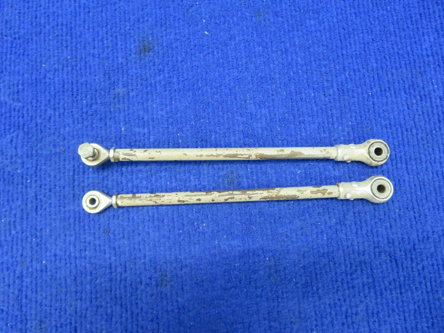 Cessna 310 Tube Assembly Wheel Well Door LOT OF 2 P/N 0843500-13 (0422-424)