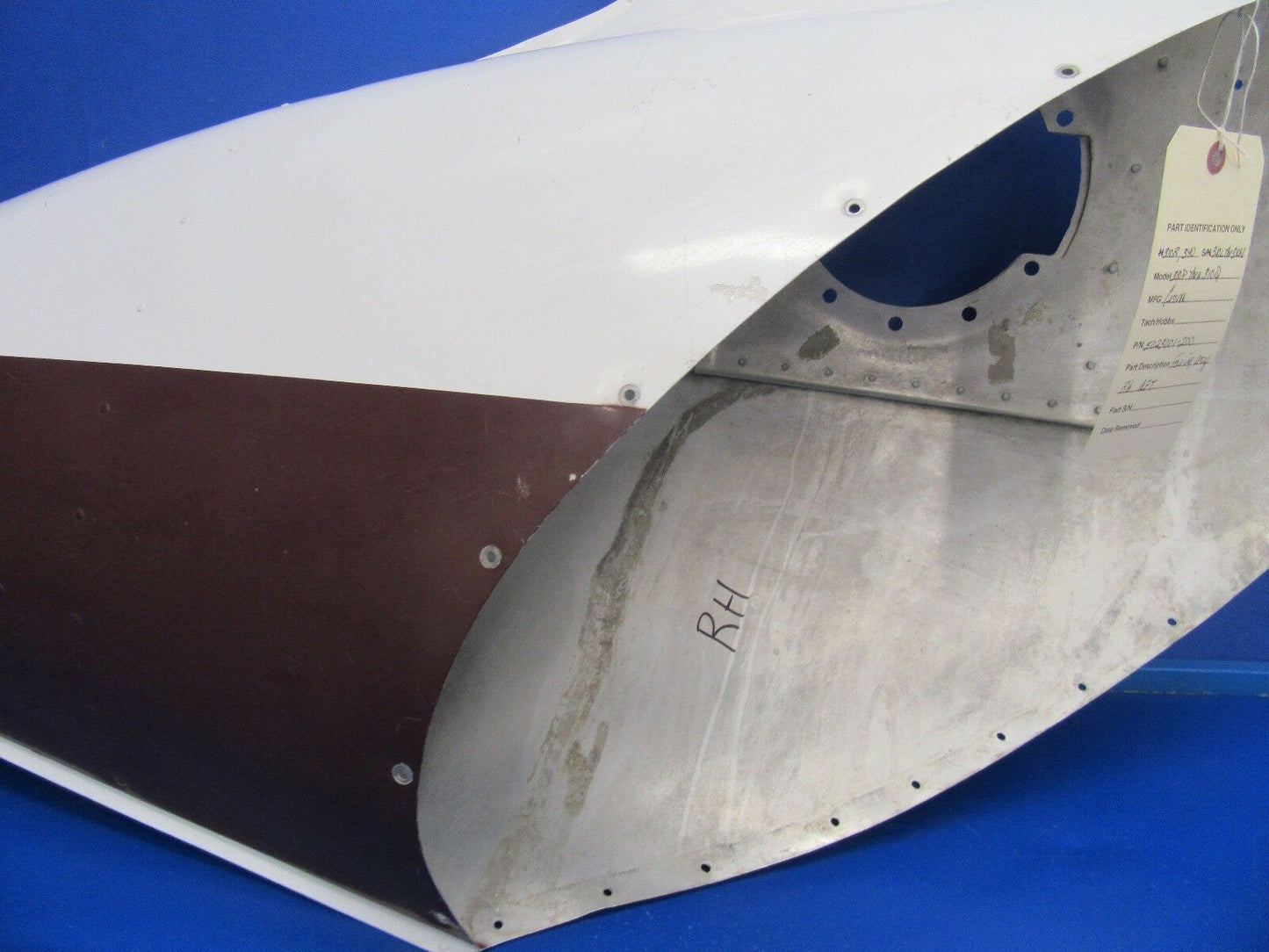Cessna 310 Fairing Assy Tip Tank RH Aft P/N 5023001-200 (1017-112)