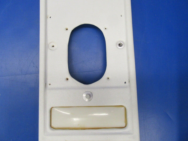 Beech Baron 95-B55 Overhead Console 106-530042, 106-530155 (1018-376)