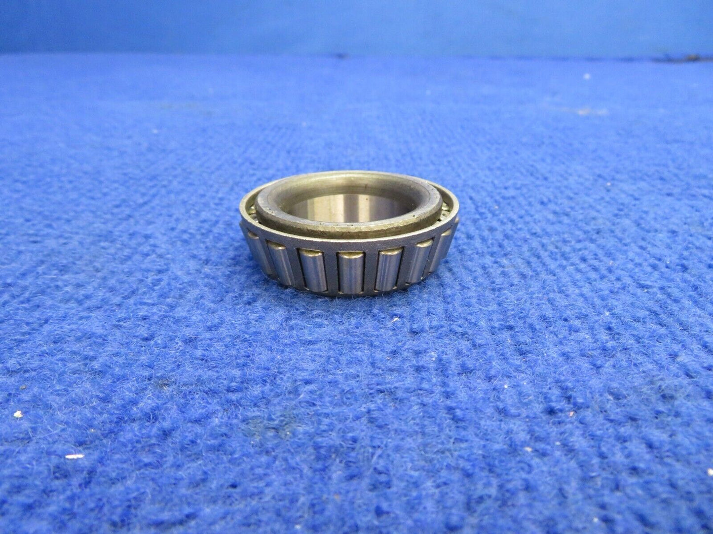 Cleveland Bearing P/N 214-03300 NOS (0522-415)