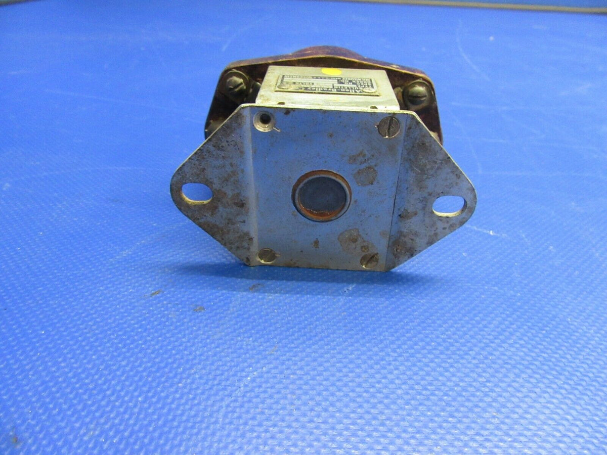 Allen Bradley Motor Starter Relay 24V P/N X89309 (0821-617)