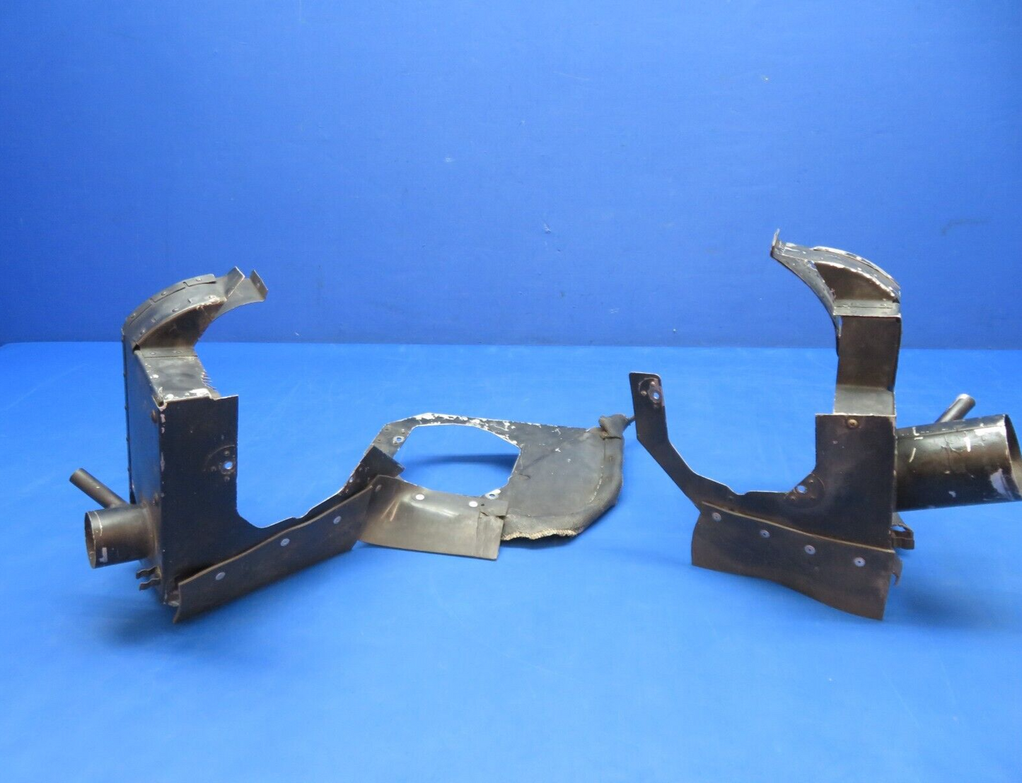 Piper PA-28-140 LH & RH Rear Engine Baffle P/N 66722-00 FOR PARTS (1123-264)