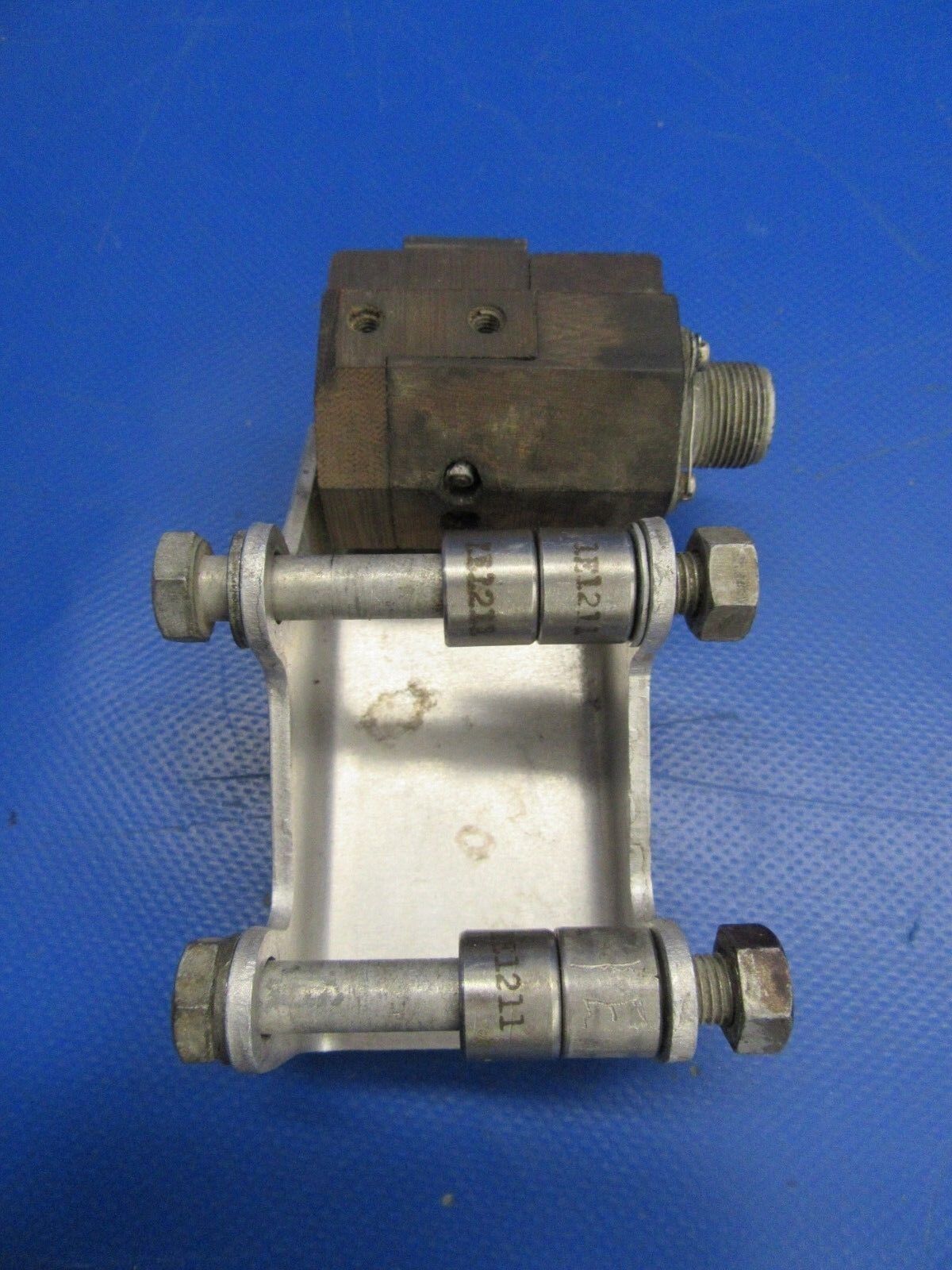 Piper PA-31 Navajo Propeller De-Ice / Deice Brush Block (0918-311)