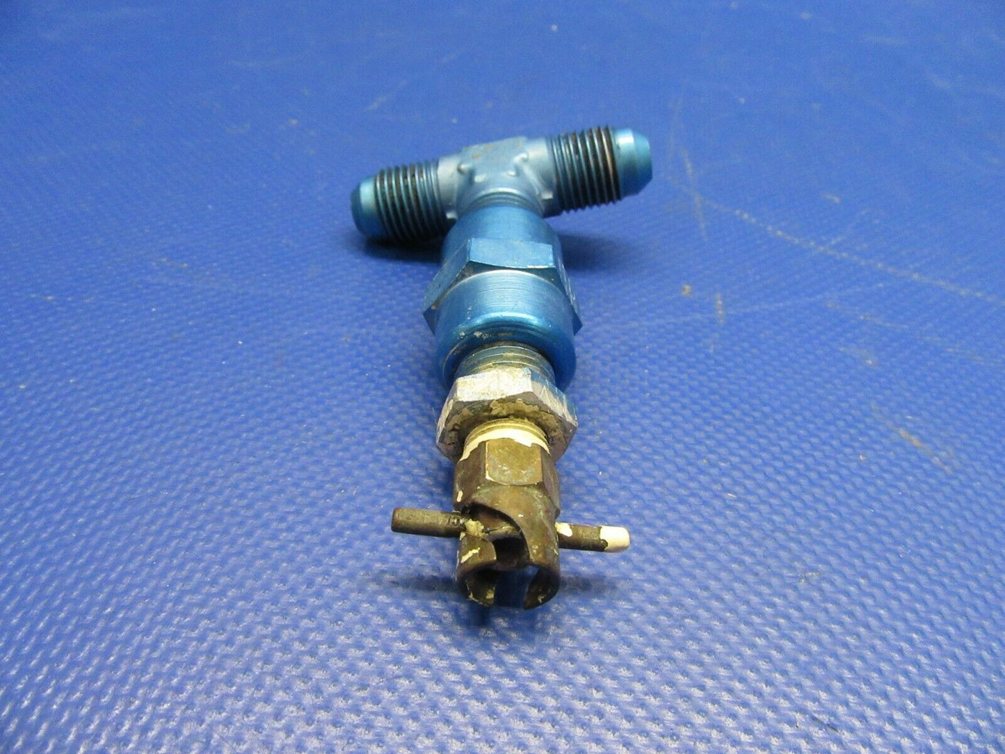 Beech 95-B55 Baron Valve Fuel Tank Drain CCA3400 (0721-300)
