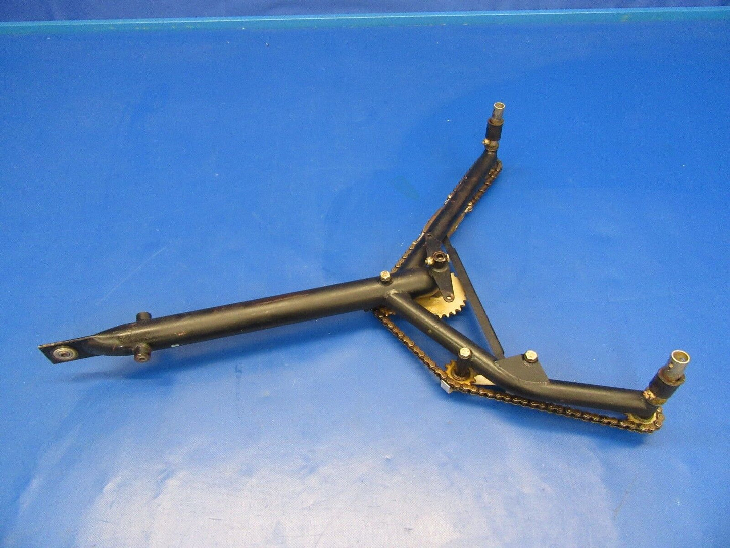 Cessna 150 152 Control Column Y Assy P/N 0460128-1 (0617-152)