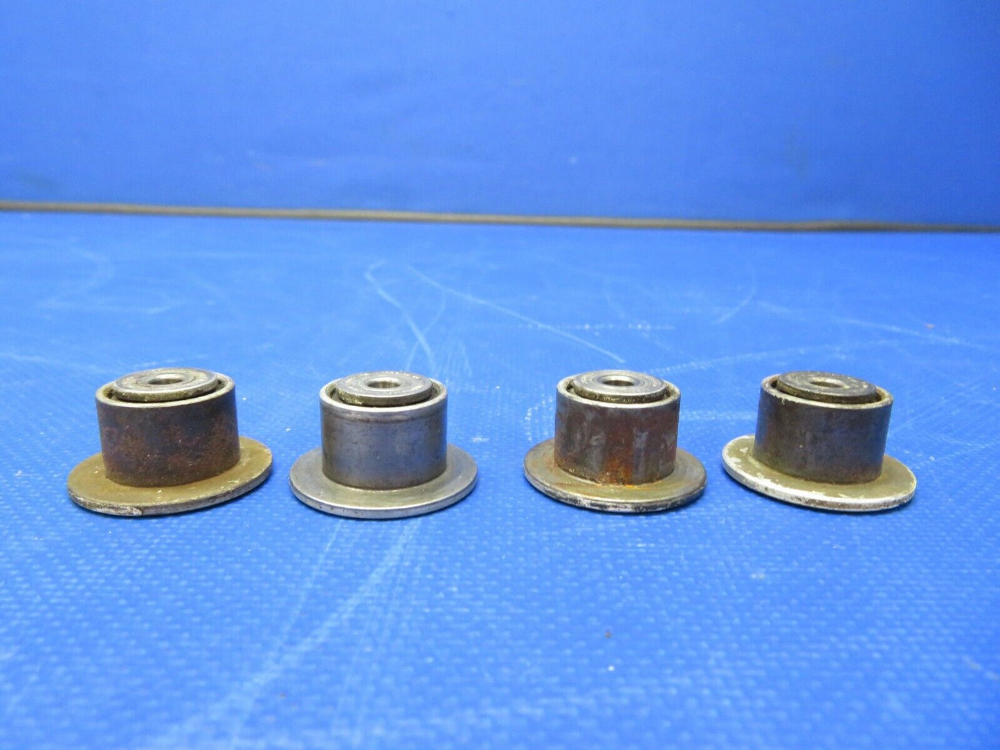 Beech 95-B55 Baron Flap Rollers SET OF 8 (0721-736)