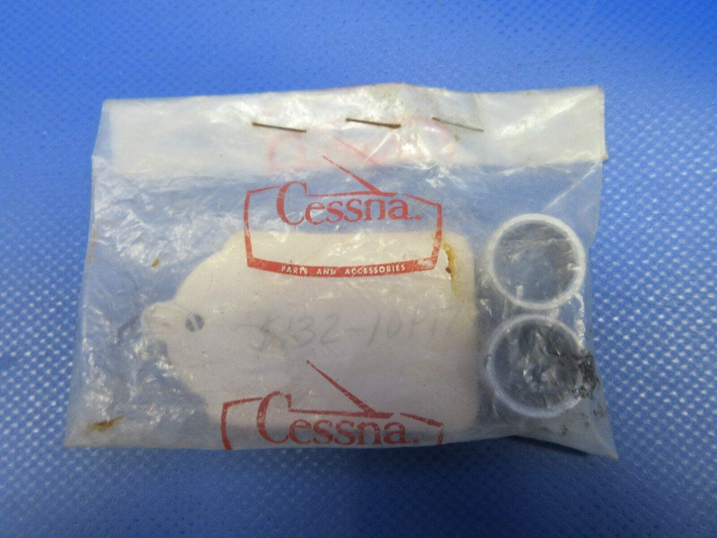 Cessna Landing Gear Bushing P/N S139-10P17 LOT OF 2 NOS (0224-1639)