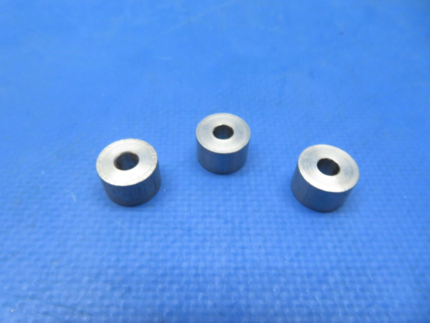 Piper Bushing P/N 95061-118 LOT OF 3 NOS (0923-658)