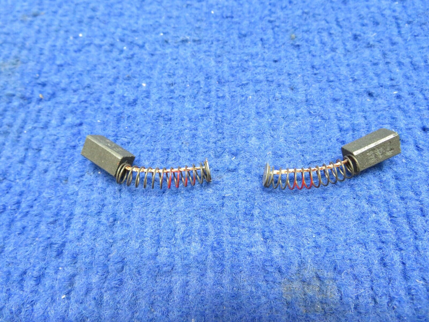 Hartzell/Prestolite Alternator Brush P/N 11-74 ALE-1013AS LOT OF 2 NOS (0622-58)