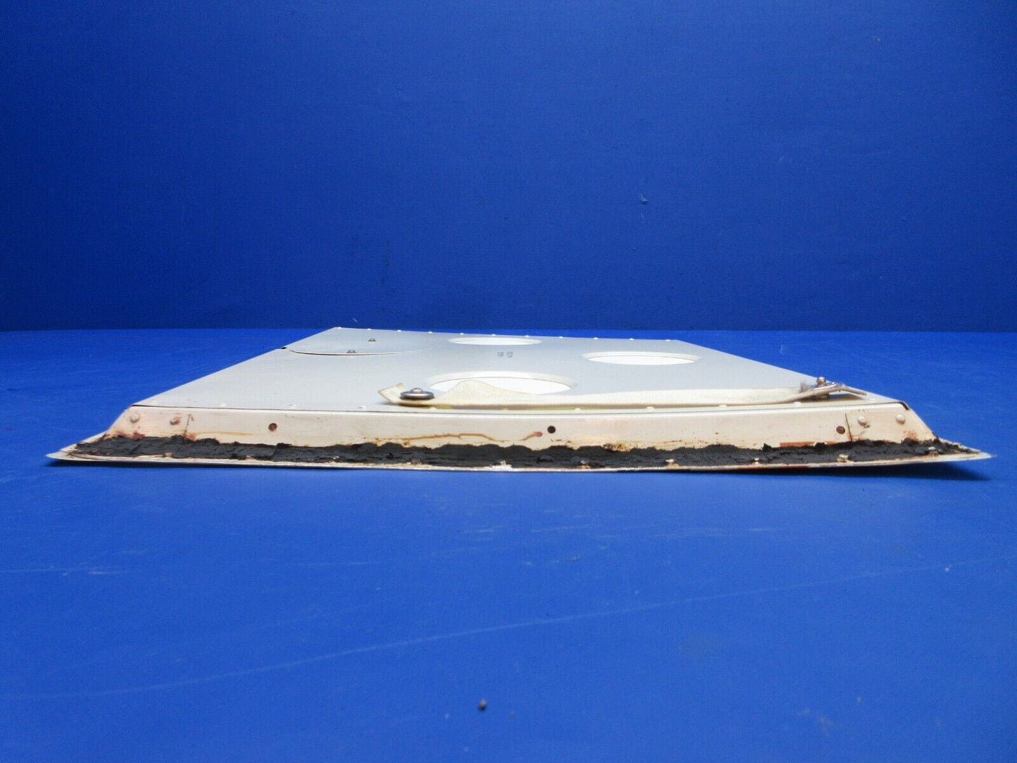 Piper PA-28-236 Dakota Baggage Door Assy w/ Lock & Key P/N 66793-18 (0723-119)