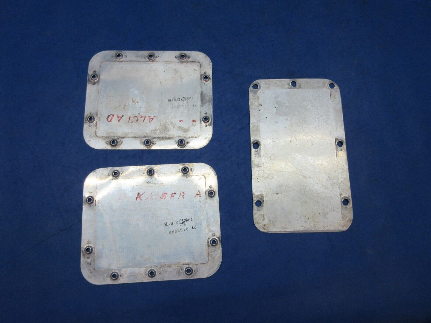 Cessna 310 / 310I Inspection Panel LOT (1023-748)