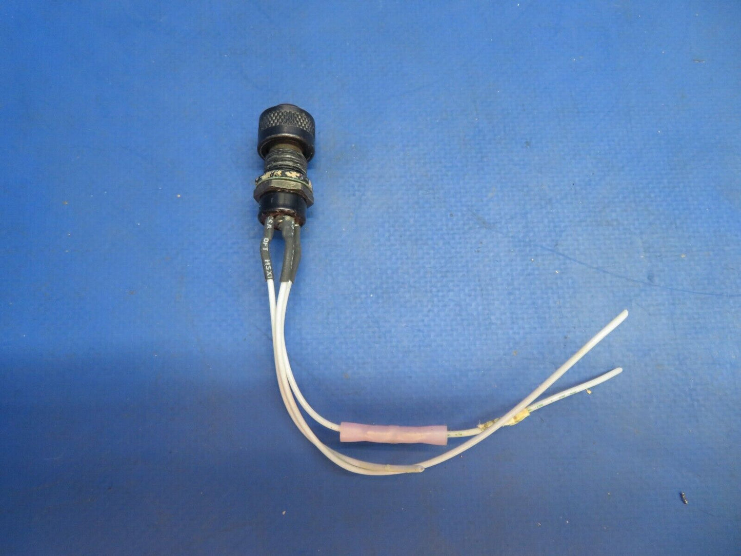 Piper Aerostar 602P Press to Test P/N MS25041-4 LOT OF 7 (0123-964)