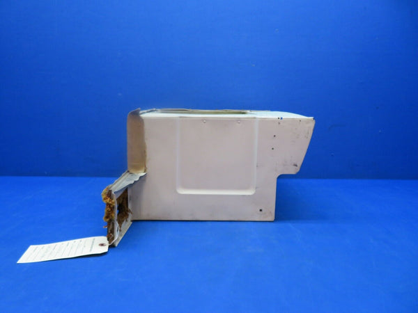 Piper PA-31 Toilet Seat Bottom Assy P/N 47479-20 (1223-129)