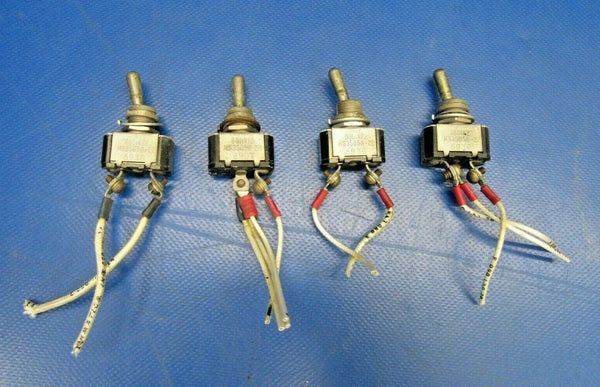 Cessna 310 / T310Q Switches Lot of 4 P/N MS35058-28 MS35058-22 (0519-488)