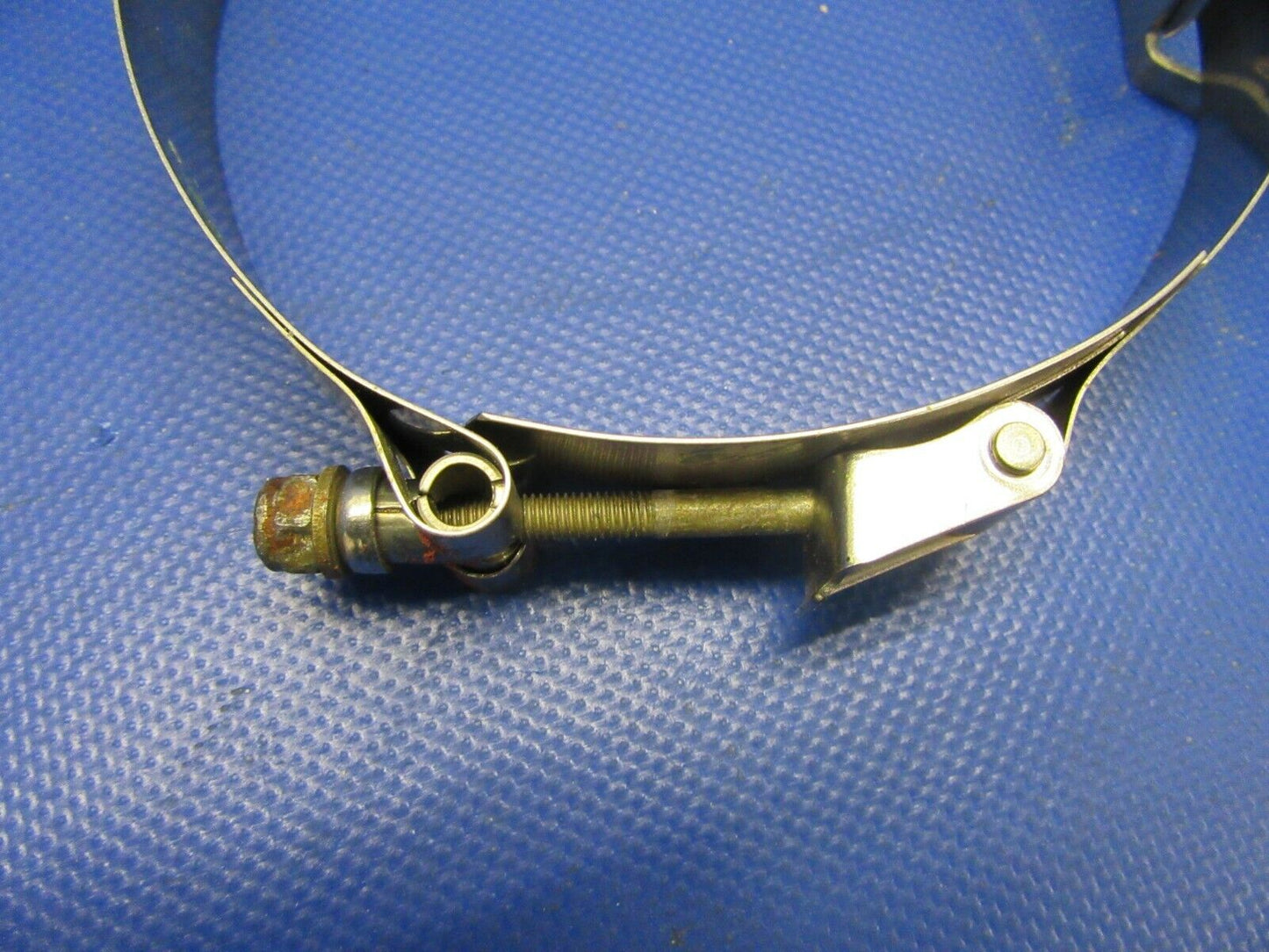 Cessna 210 / T210N Oxygen Bottle Clamp P/N C166007-0101 LOT OF 2 (1021-318)