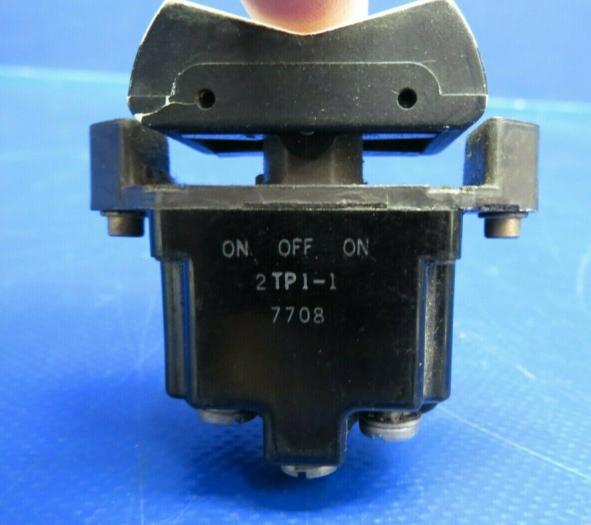 Aircraft Rocker Switch 15A-125 or 250VAC P/N 2TP1-1 (0720-848)