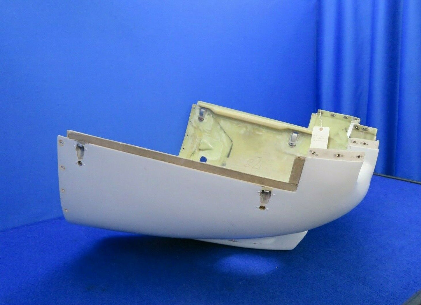 Piper PA-38-112 Tomahawk Lower Cowl Assembly P/N 7677-002 (0322-744)