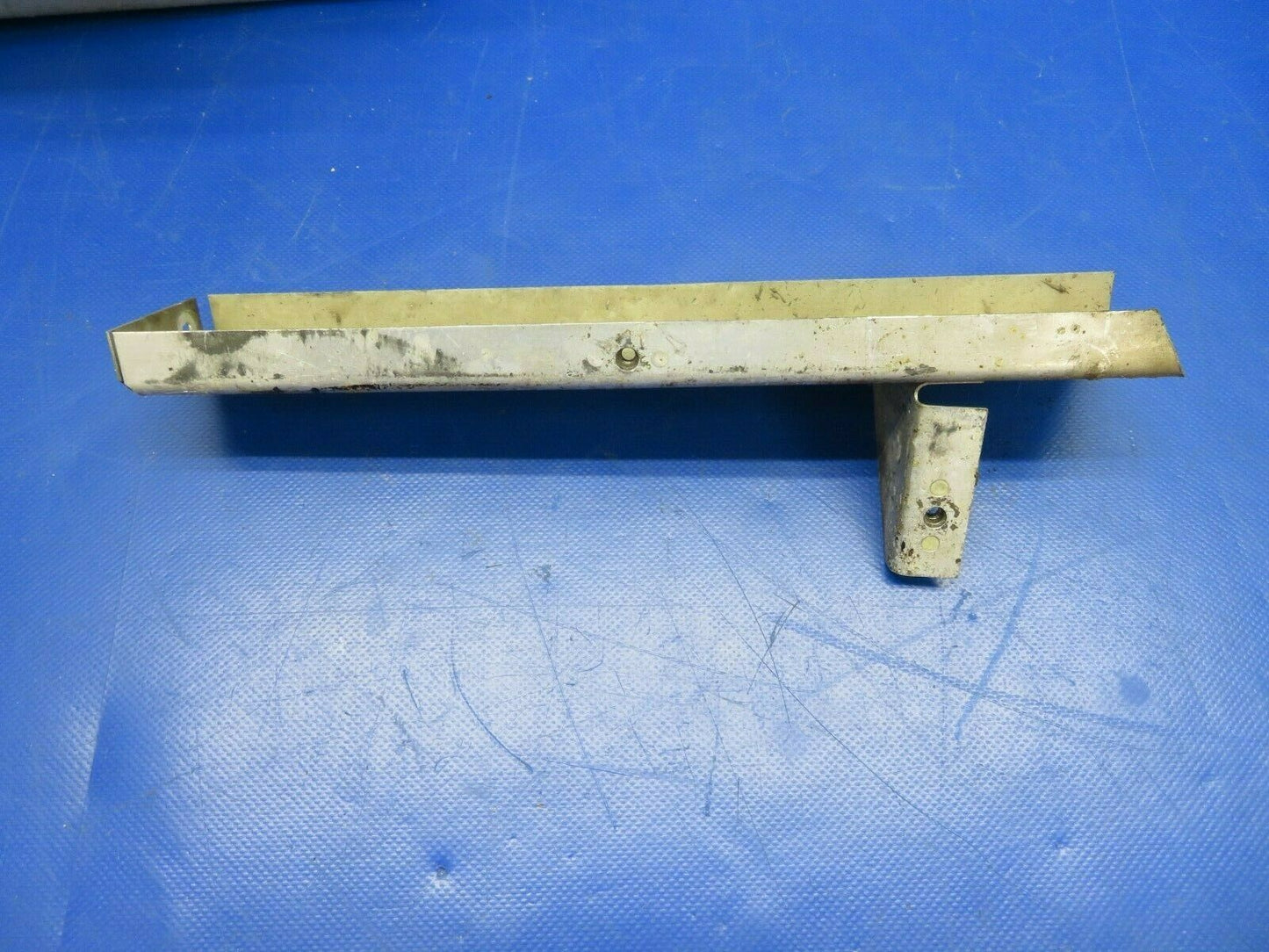 Beech Baron Battery Box w / Lid 95-410006-19 (0520-15)
