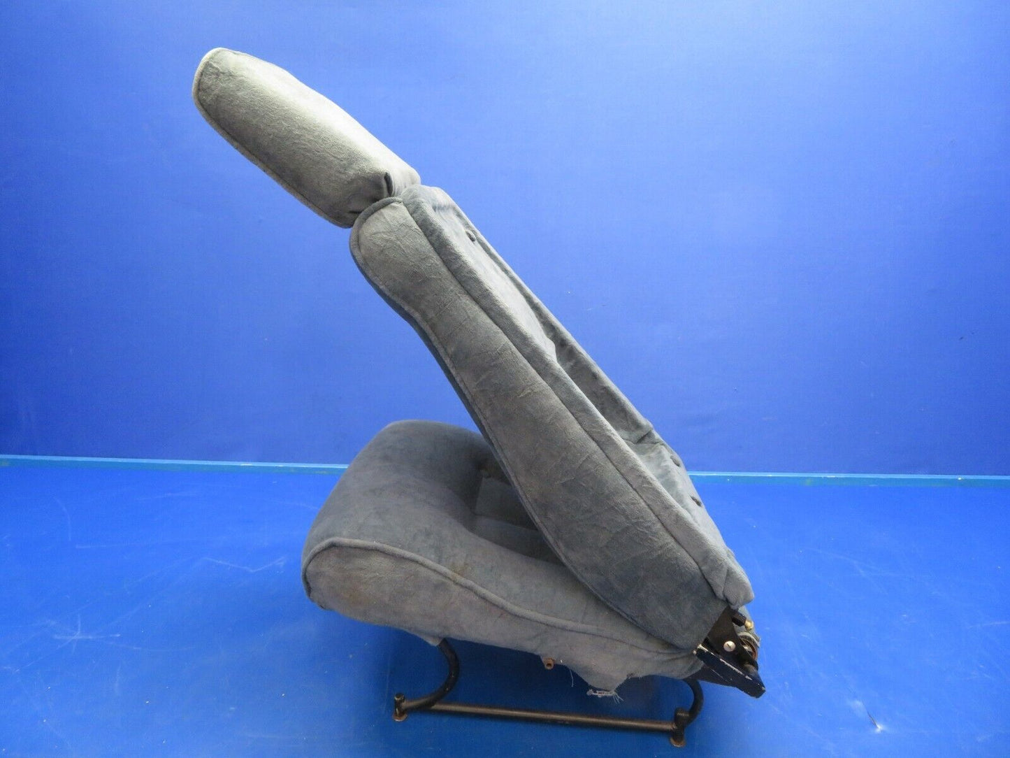 Piper PA-32RT-300 Passenger Seat RH Rear P/N 79479-014, 79479-14 (0620-714)
