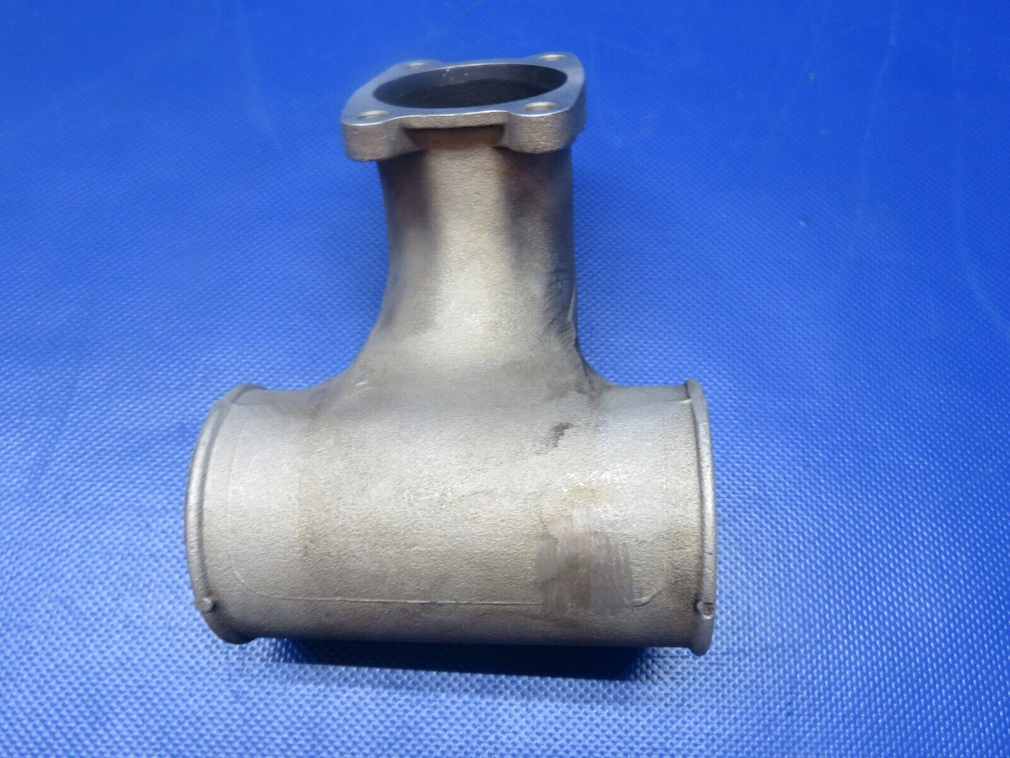Continental IO-470-VO Intake Tube Elbow P/N 629138 LOT (0124-1143)