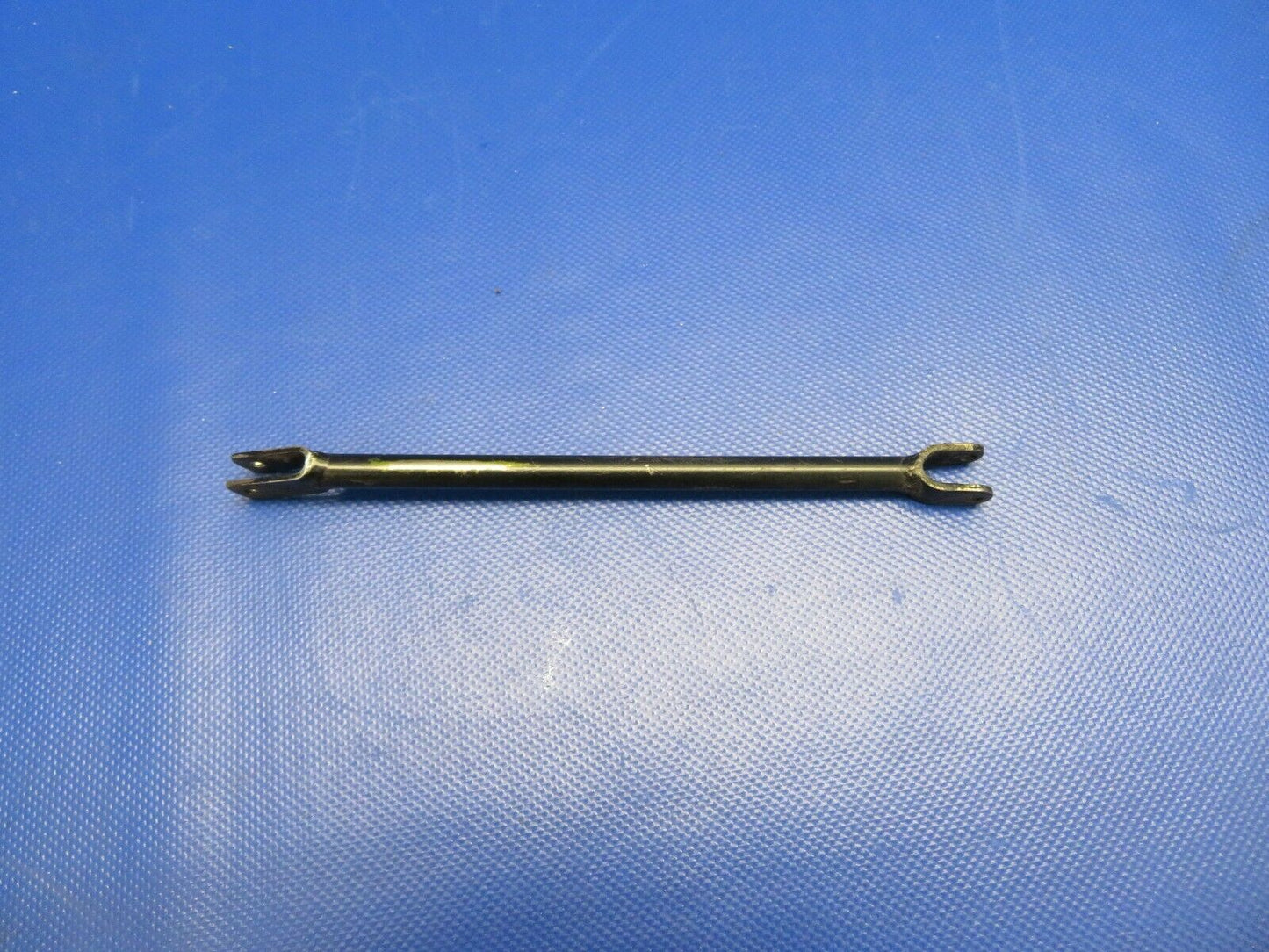 Piper PA-32R-300 Lance Toe Brake Clevis P/N 79430-00, 79430-000 (0121-131)