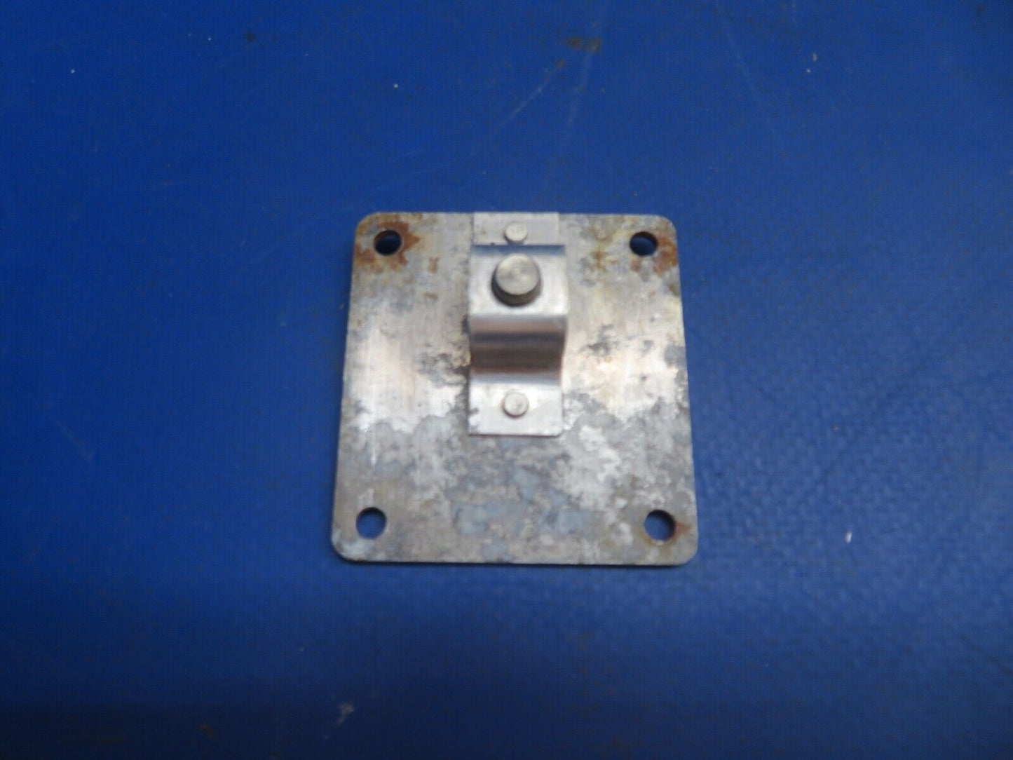 Piper PA-28R-201T Seat Attach Plates P/N 79781-02, 99141-03 LOT (1122-742)