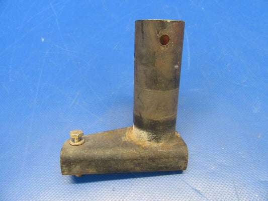 Piper PA-32-300 Tube Torque Flap RH 62727-01 62727-001 (0819-22B)