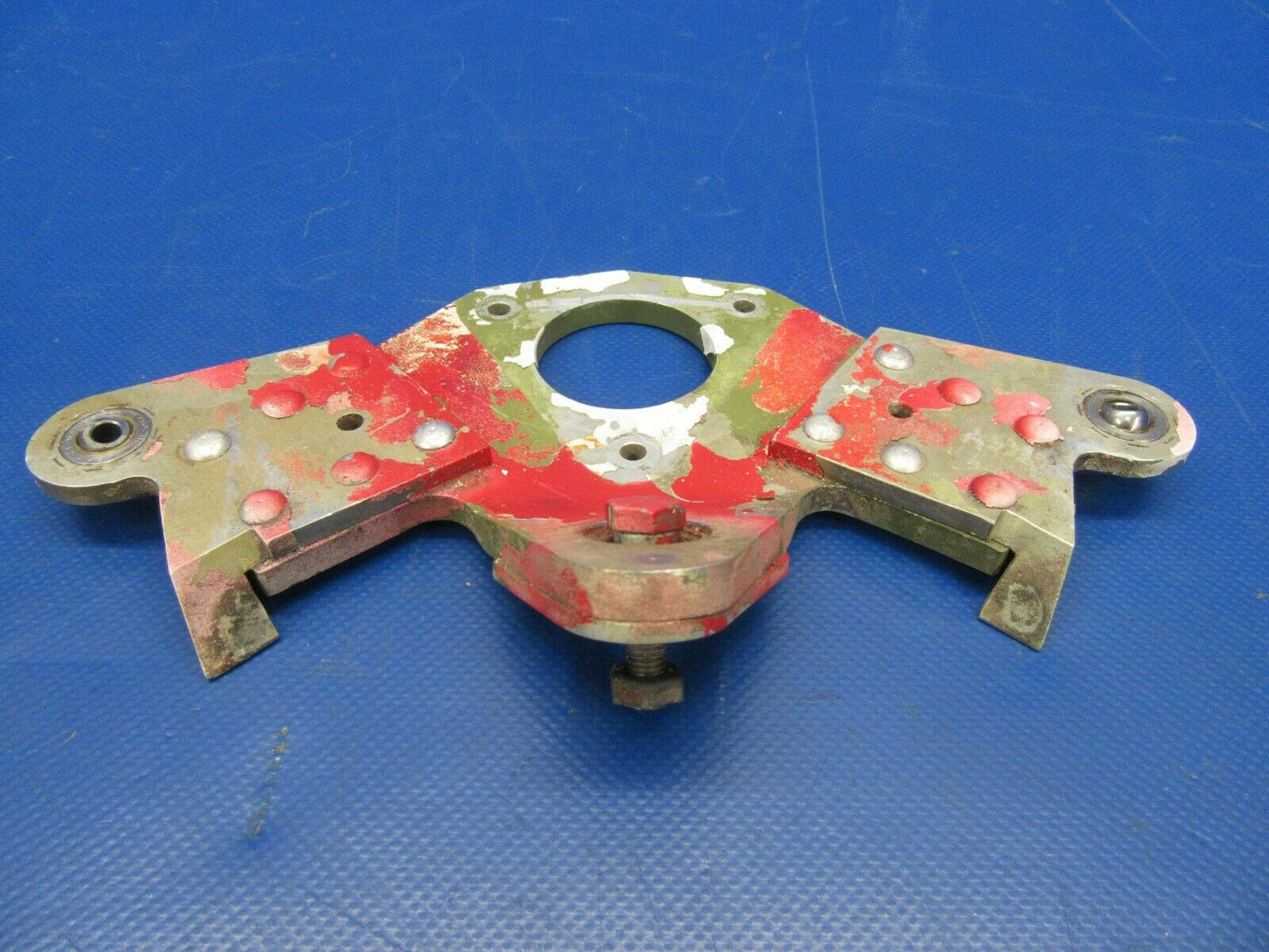 Cessna 310P Bellcrank Rudder Horn P/N 0813017-1 (1119-22)