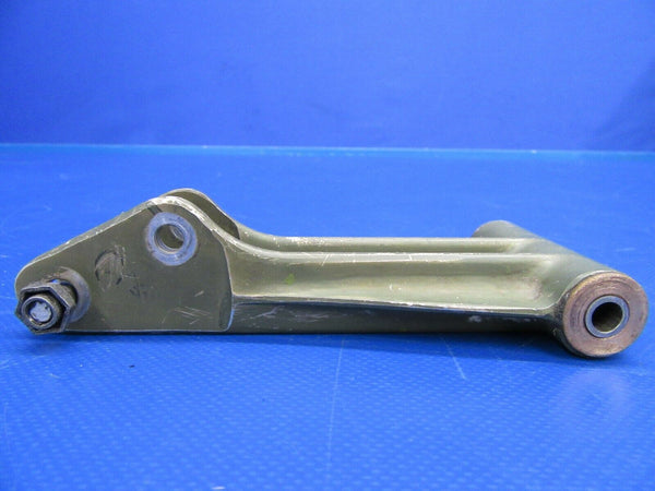 Cessna 310 / T310Q Arm Assy Bellcrank Idler Nose Retract 0842102-2 (0619-100)