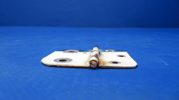 Cessna 150 / 150F Lower Cabin Door Hinge P/N 0413390-19 (0523-837)