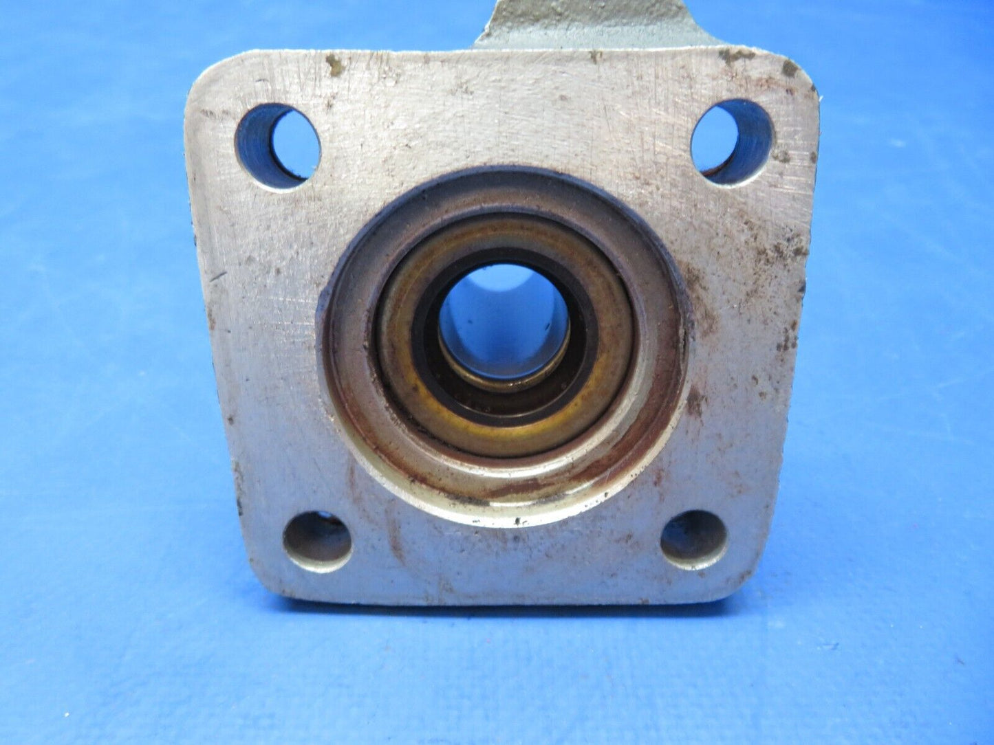 Lycoming TIO-540-U2A Adaptor Assy Fuel Pump Drive P/N 69159 (0723-460)
