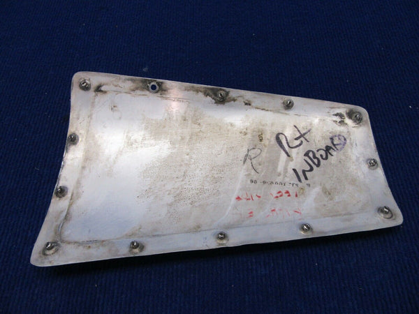 Beech Baron 95-B55 Nacelle Panel RH INBD / LH OTBD 96-980001-13 (1121-491)