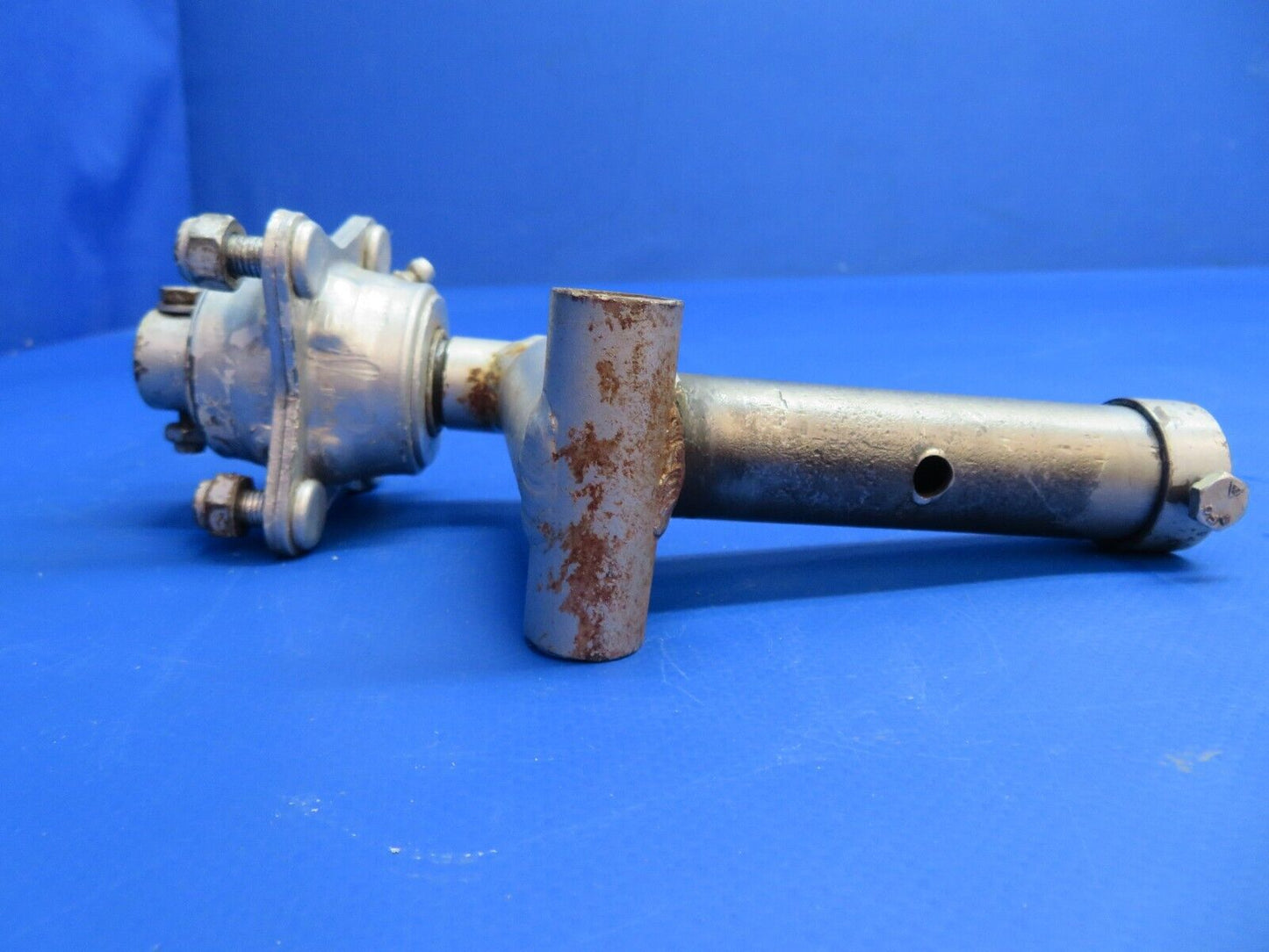 Brantly B2B Helicopter RH Wheel Axle Assy (1022-773)