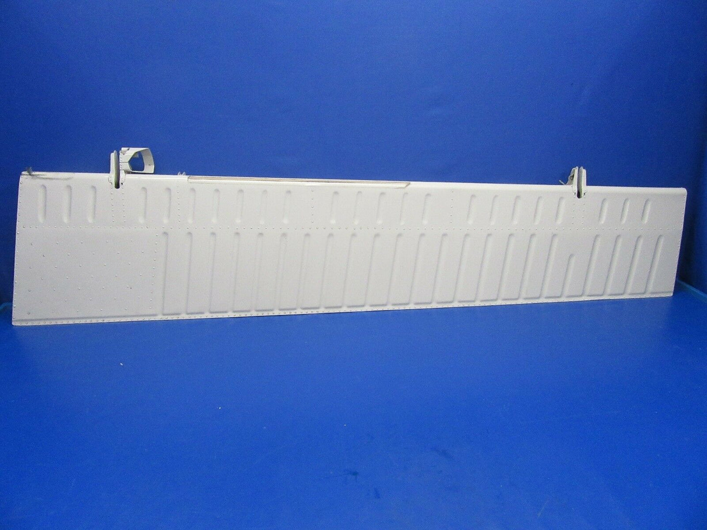 Beech Baron 58P Flap Assy LH P/N 102-160000-601 (0118-177)