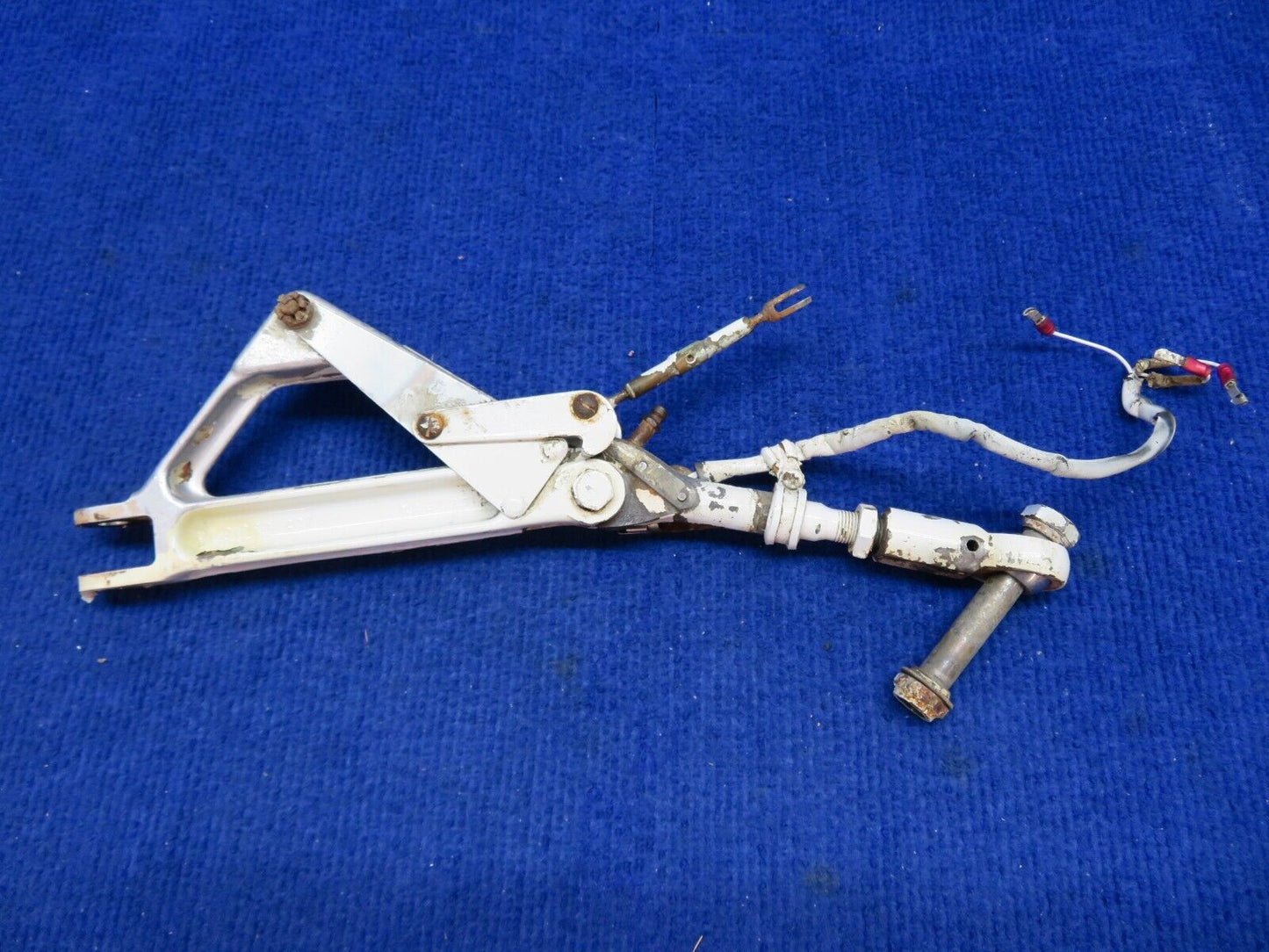 Piper Main Gear Truss Assy LH Link Casting # 20766 (0722-369)