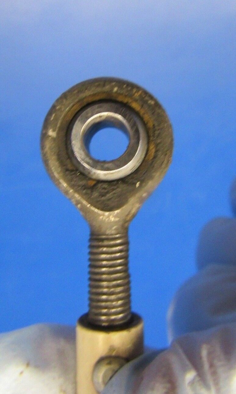 Beech Baron Rod Assy Main Gear Door P/N 35-815056-2 (0618-226)