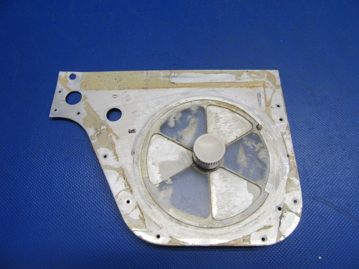 Mooney M20G Overhead Vent LH P/N 640198-017 (0921-350)