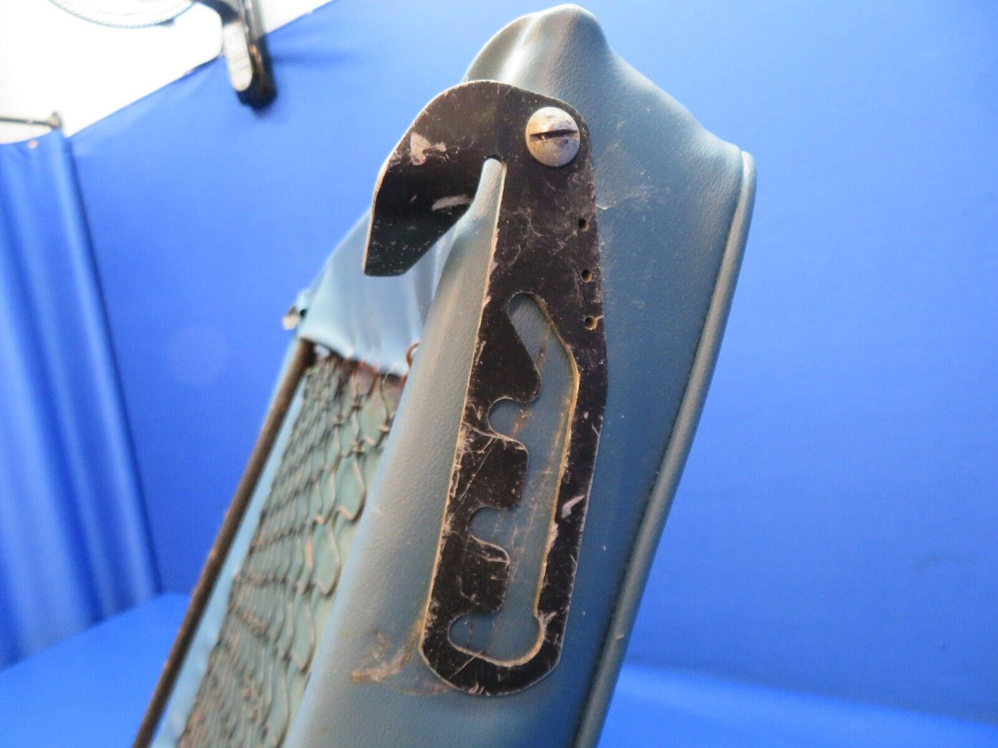Piper PA-24-180 Rear Seat Assy P/N 21738-03 (1223-1420)