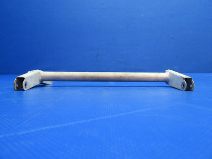 Cessna 210 Torque Tube Assy Nose Gear Door P/N 1217025-1 (0124-1040)