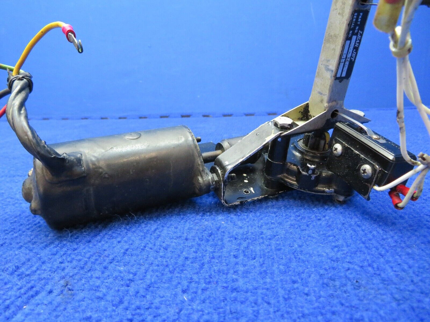 Brantly B2B Fomoco Long Trim Motor 12V P/N 360-500 (0822-525)