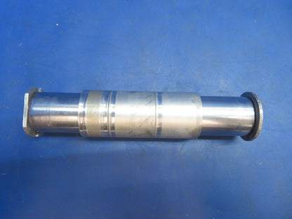 Piper Aerostar 602P NG Axle w/ Retainers & Spacers P/N 450523-01 (0123-926)