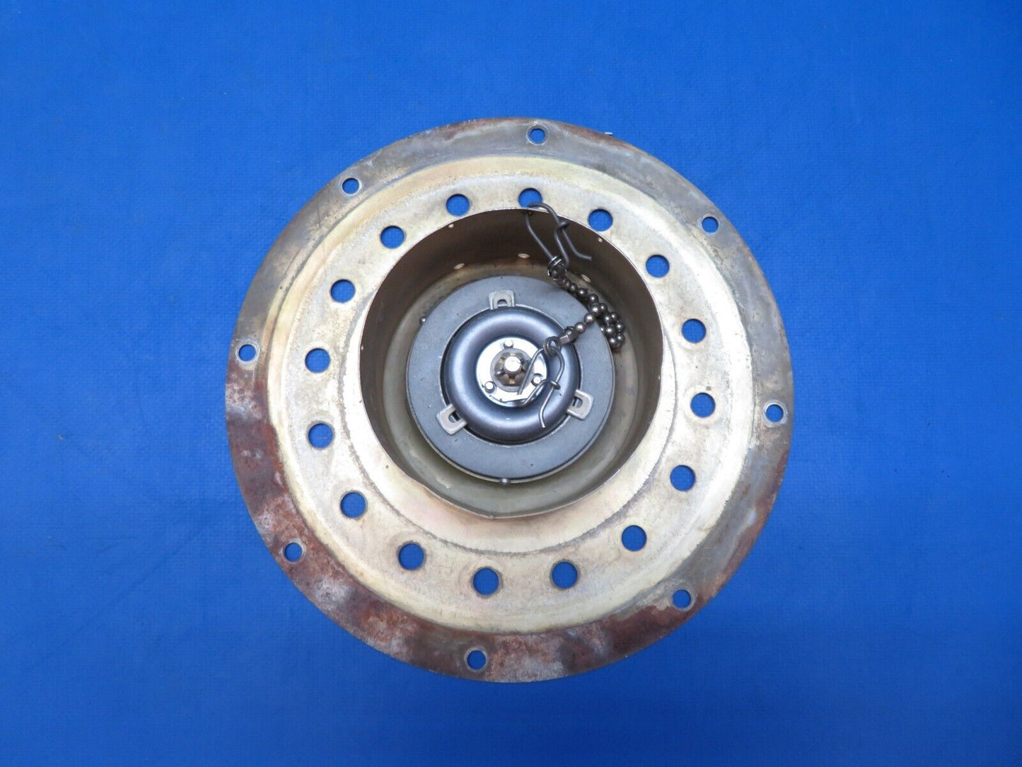 Cessna 310 / 310Q Shaw Aero Fuel Cap & Adapter Assy P/N 0721303-8 (0823-760)